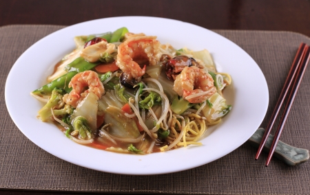 Yakissoba com Camarão